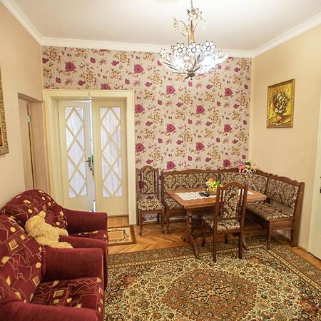 Lizak Apartment แบรฮอฟ ภายนอก รูปภาพ