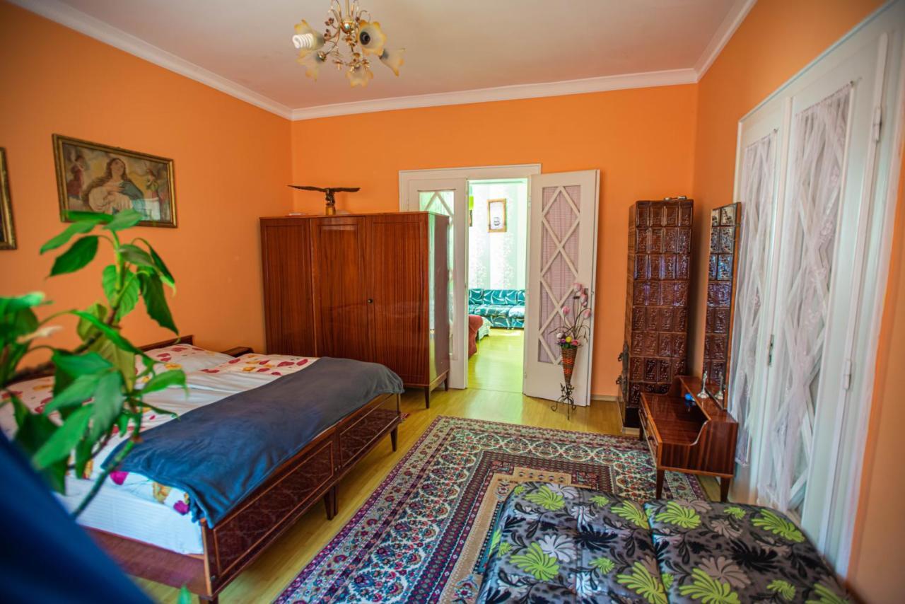 Lizak Apartment แบรฮอฟ ภายนอก รูปภาพ